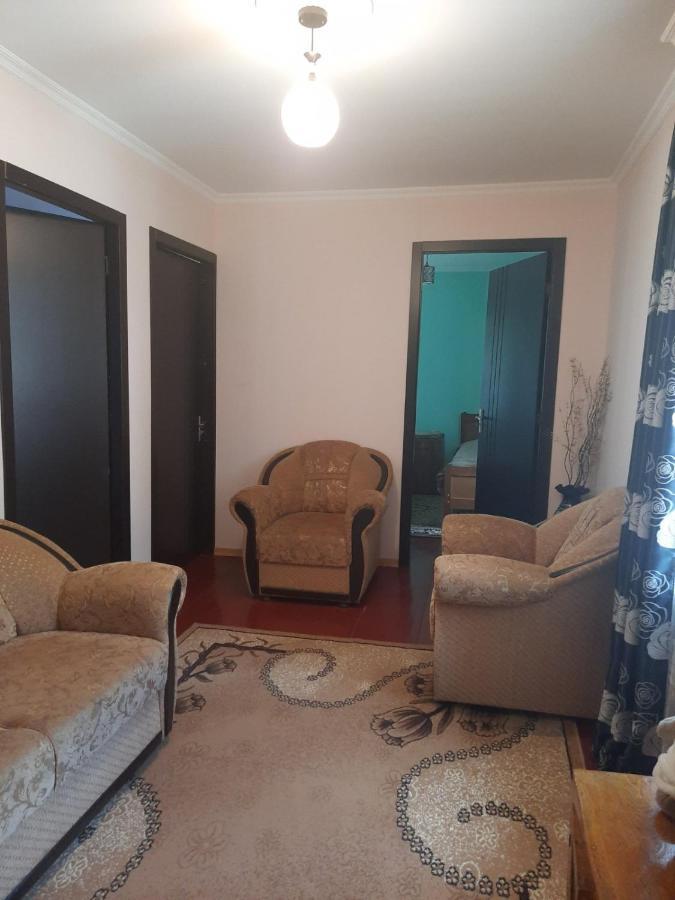 Guesthouse "Megi" Mestia Zewnętrze zdjęcie