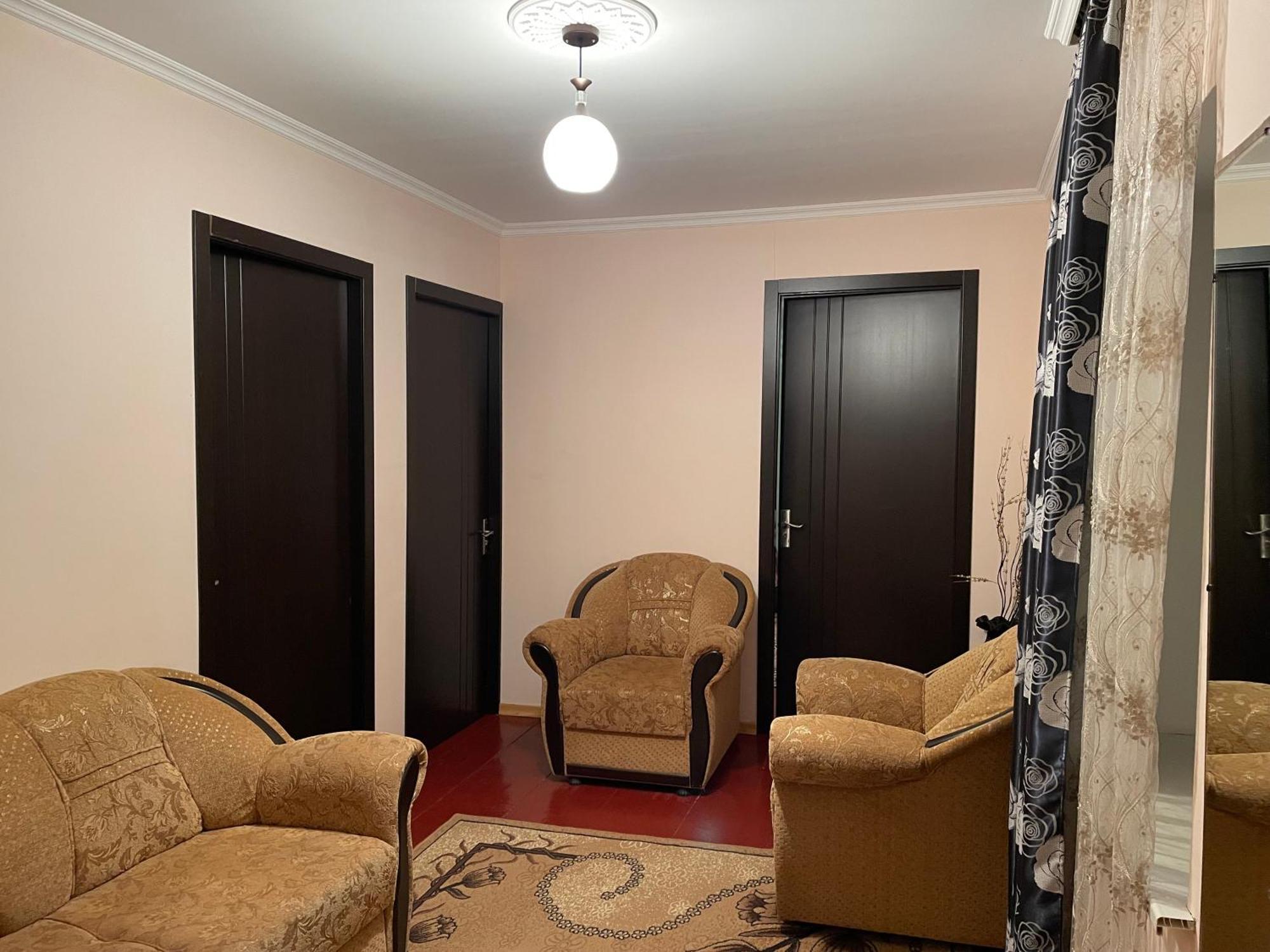 Guesthouse "Megi" Mestia Zewnętrze zdjęcie
